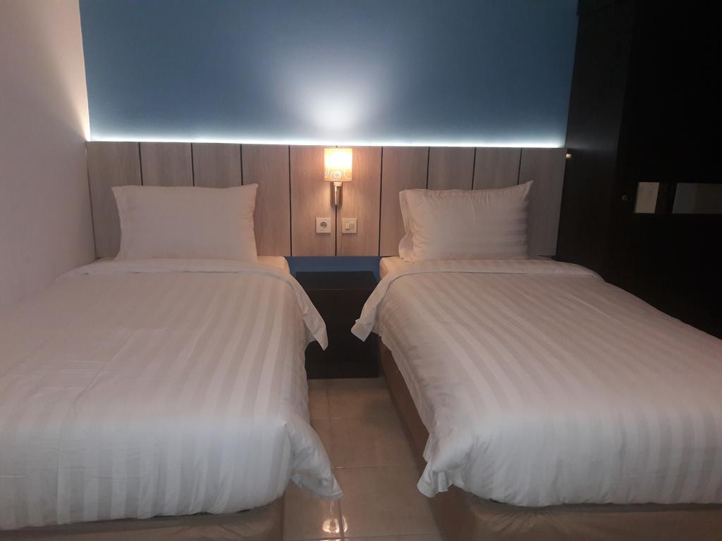 Melody Guest House Чилегон Экстерьер фото