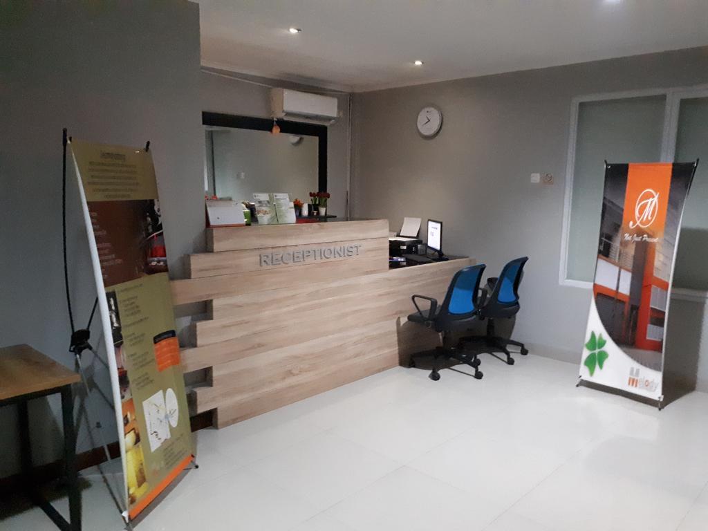 Melody Guest House Чилегон Экстерьер фото